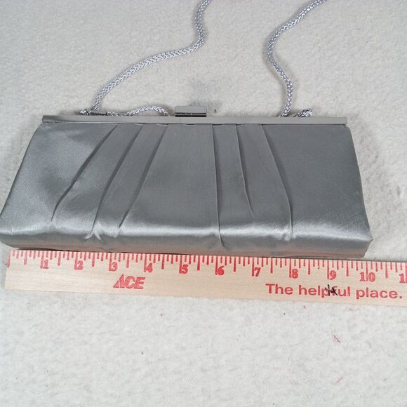 Kate Landry Silver Satin Pleated Evening Clutch Bag Kiss Lock Purse - Picture 11 of 13
